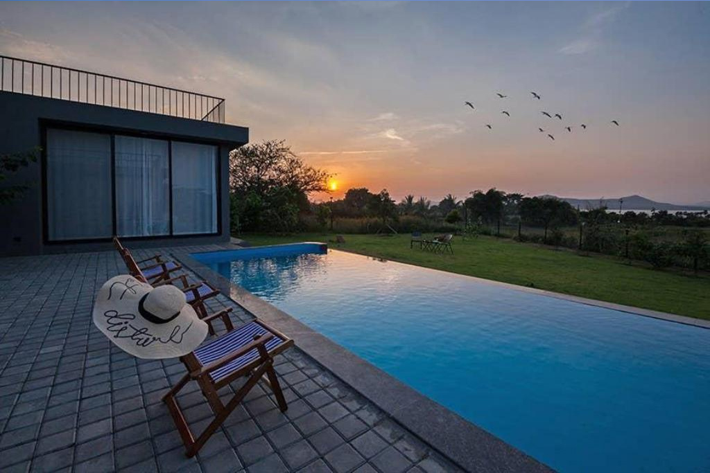 Luxury Pool Villa Holiday Assistance